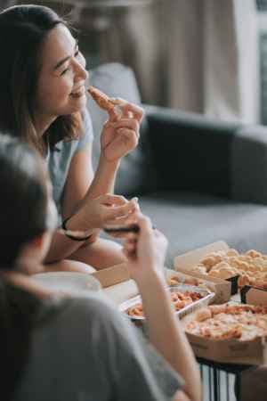 Service シェアハウス